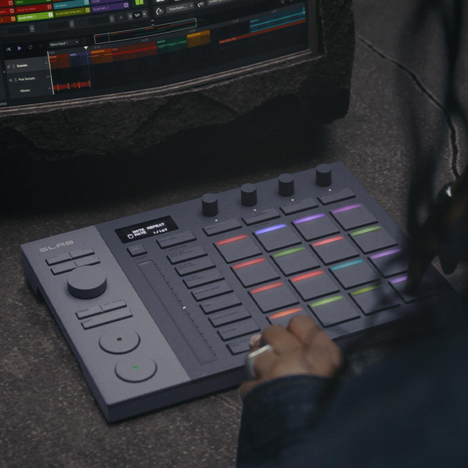 Pioneer AlphaTheta SLAB Contro - Midi Controller Pad recensione e prezzo